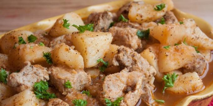 Pork in a pan with potatoes