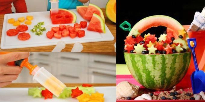 Slicer for fruit and vegetables