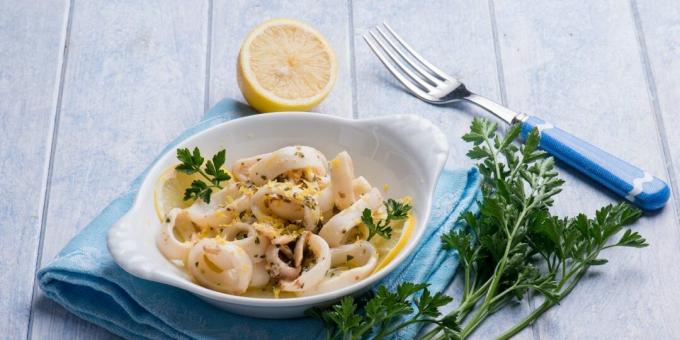 Pickled squid with lemon juice