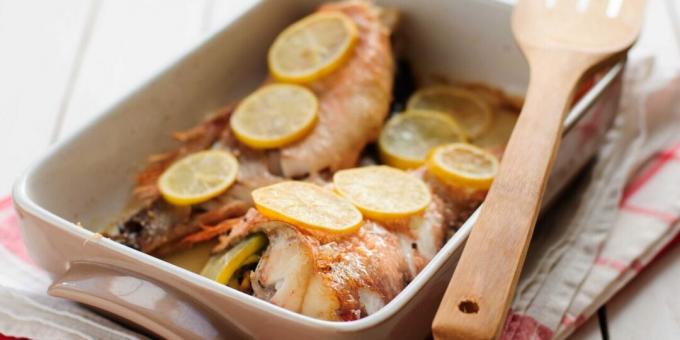 Sea bass baked with lemon