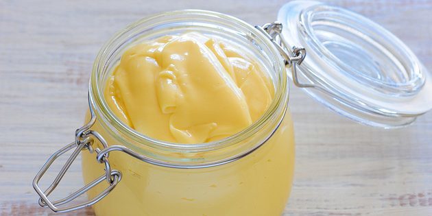 Home-made mayonnaise with mustard and lemon juice