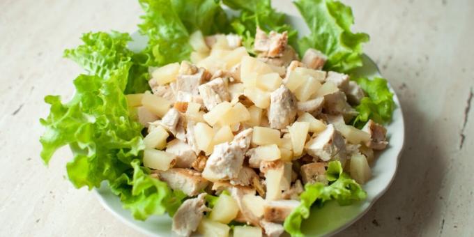 Salad with chicken, pineapple and nuts