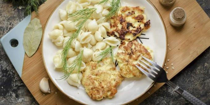 Chopped chicken cutlets with cheese