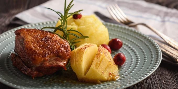 Duck in the oven Recipes: How to prepare duck breast with apples