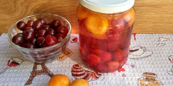 Compote of apricots and cherries