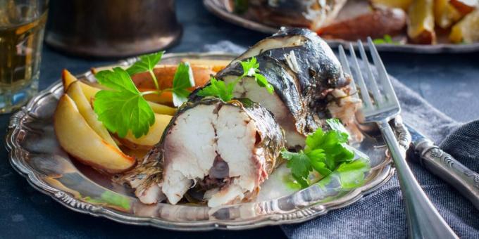 Mullet baked in the oven