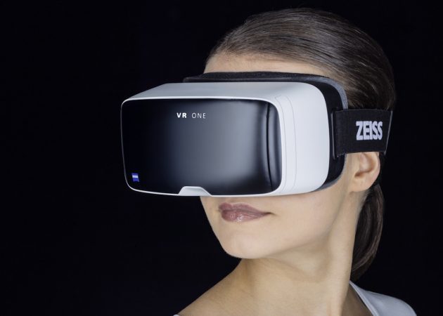 VR-gadgets: Zeiss VR One