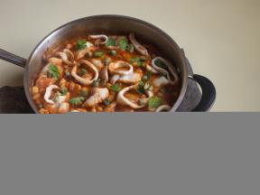 How to quickly prepare tasty and healthy food: fish stew