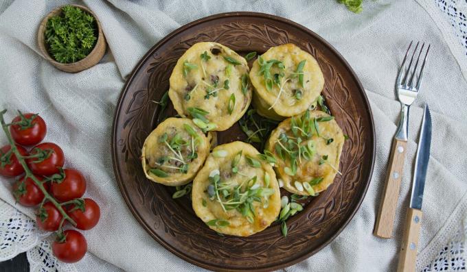 Zucchini stuffed with meat