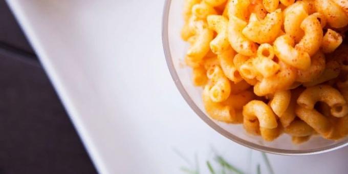 Macaroni and cheese - tasty and inexpensive