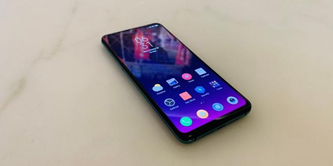 Xiaomi Mi Mix 3: Screen and lower frame
