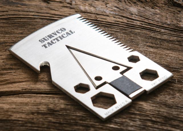 SURVCO - multitul-credit card for survival