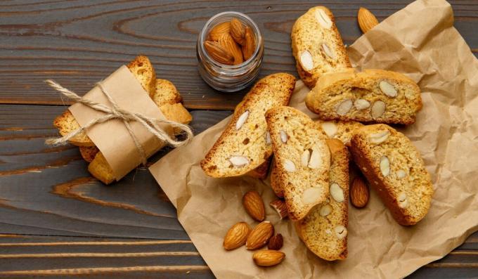 Biscotti with almonds