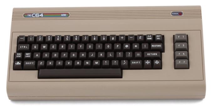 game console: C64 Mini