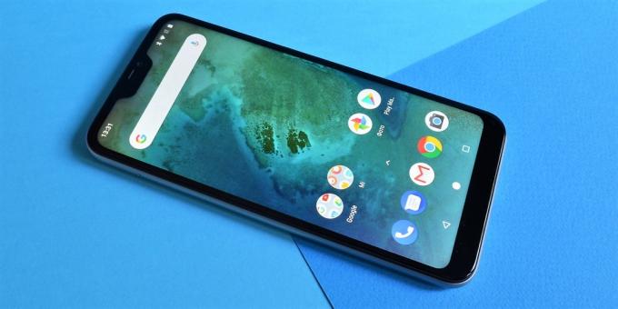 Xiaomi Mi A2 Lite: Front side