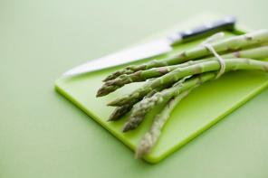 How to properly care for kitchen cutting boards