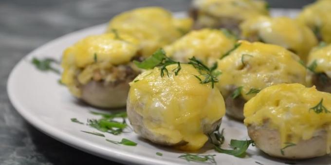 How to cook stuffed with mushrooms in the oven: Mushrooms stuffed with eggs