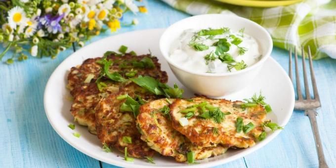 Cabbage fritters with onion and ginger