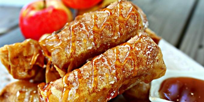 Recipes with apples: Toast rolls with apple filling