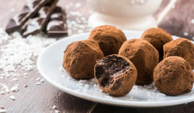 Chocolate truffles with curry and mango