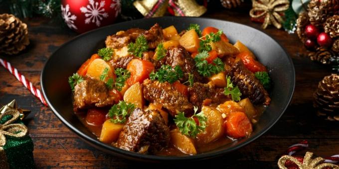 Beef stew with vegetables and wine