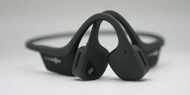 Headphones with a bone conduction sound AfterShokz Trekz Air