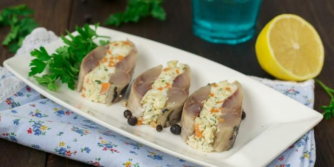 Herring stuffed with cheese and herbs