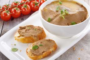 How to cook liver, to surprise yourself and home