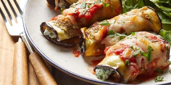 Eggplant rolls with spinach and three kinds of cheese