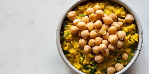 unsweetened oatmeal: oatmeal spiced with turmeric and chickpea