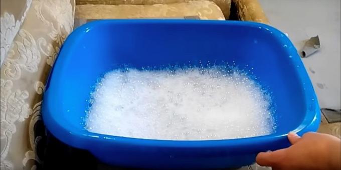 How to clean a sofa soap or dishwashing liquid