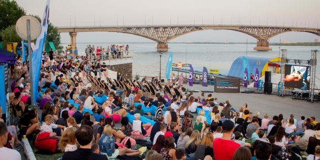 Festival of street cinema: Saratov