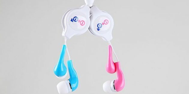 Romantic gift: earphones for two