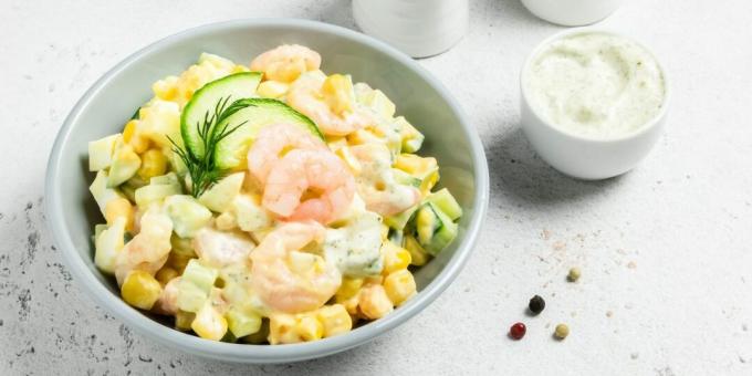 Salad with shrimps and corn