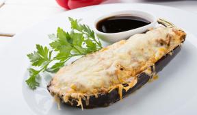 Eggplant with minced meat, baked in the oven