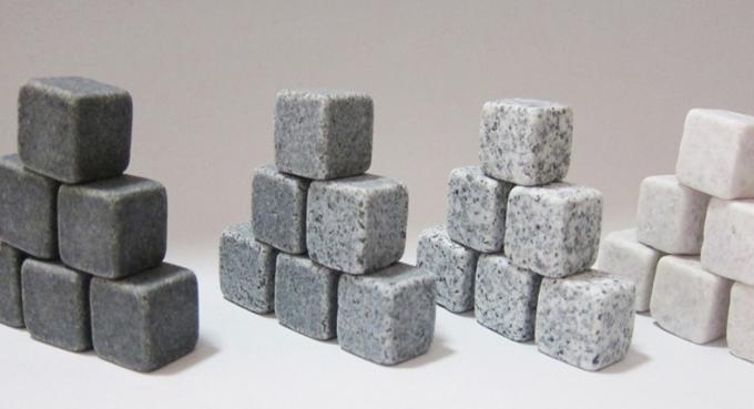 Stone cubes for drinks