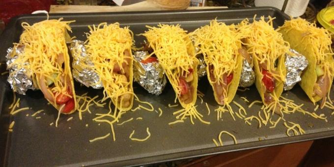 Holders for tacos