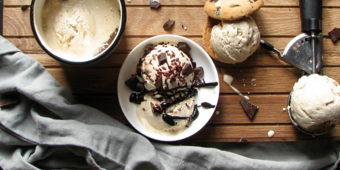 Best Recipes: Homemade Ice Cream of the three ingredients (without ice cream maker)