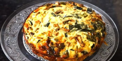 Recipes of the cheese: a casserole with cheese, vegetables and mushrooms