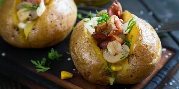 Potato baked with bacon and mushrooms