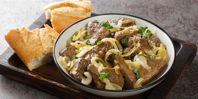 Fried beef liver with onions