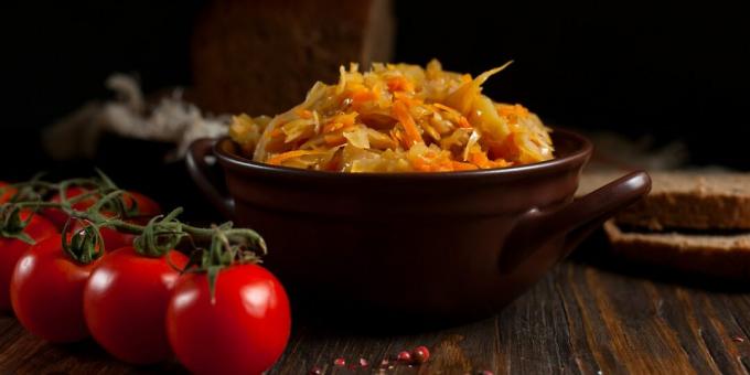 Solyanka for the winter with mushrooms, cabbage and carrots