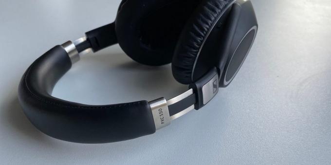 Sennheiser PXC 550: body materials