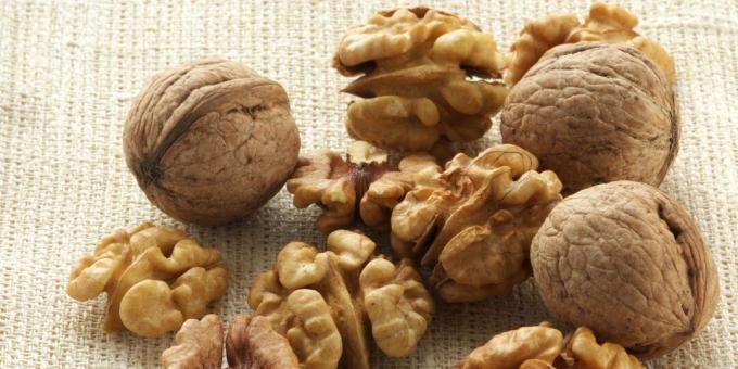 Where to Find Healthy Fat: Walnuts