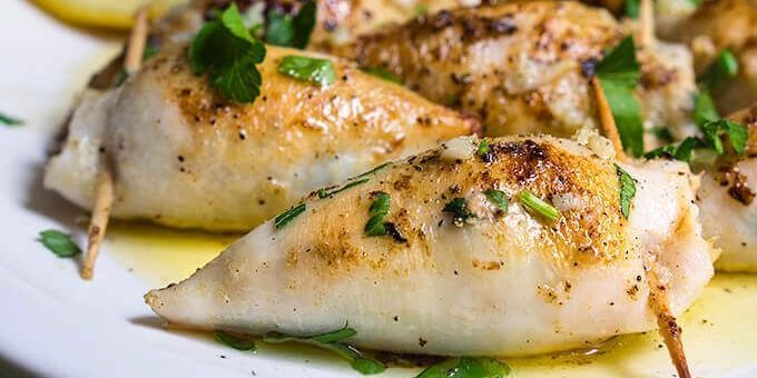 the best recipe for stuffed squid with tuna, cheese and capers