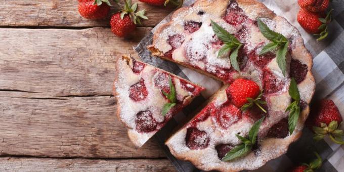 Eggless Strawberry Pie with Whole Wheat Flour