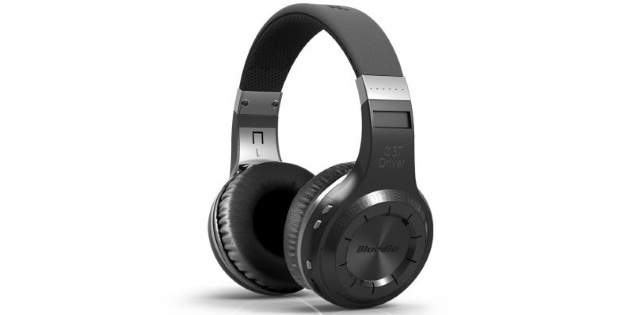 What to give the guy on February 23: On-Ear Headphones