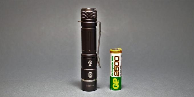 how to choose a flashlight: JETBeam E10R