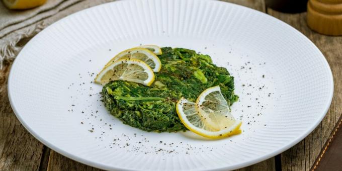 Stir-fried spinach with ginger and lemon juice