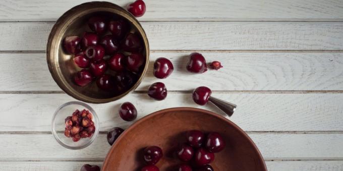 biscuit bars: Cherry